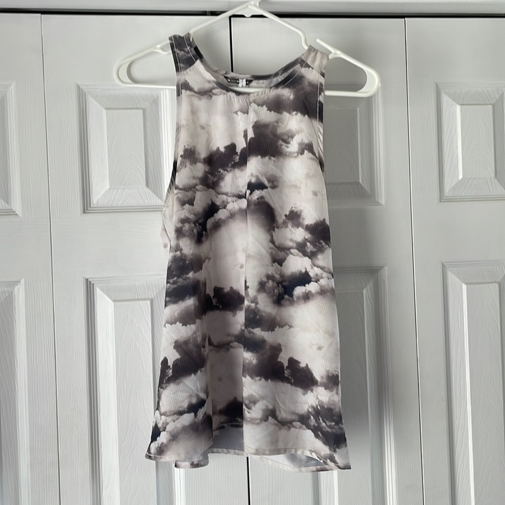 Oiselle tank top